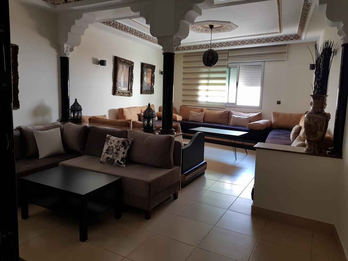 Fnideq Seaside Apartment Екстериор снимка