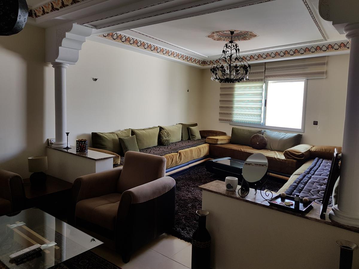Fnideq Seaside Apartment Екстериор снимка